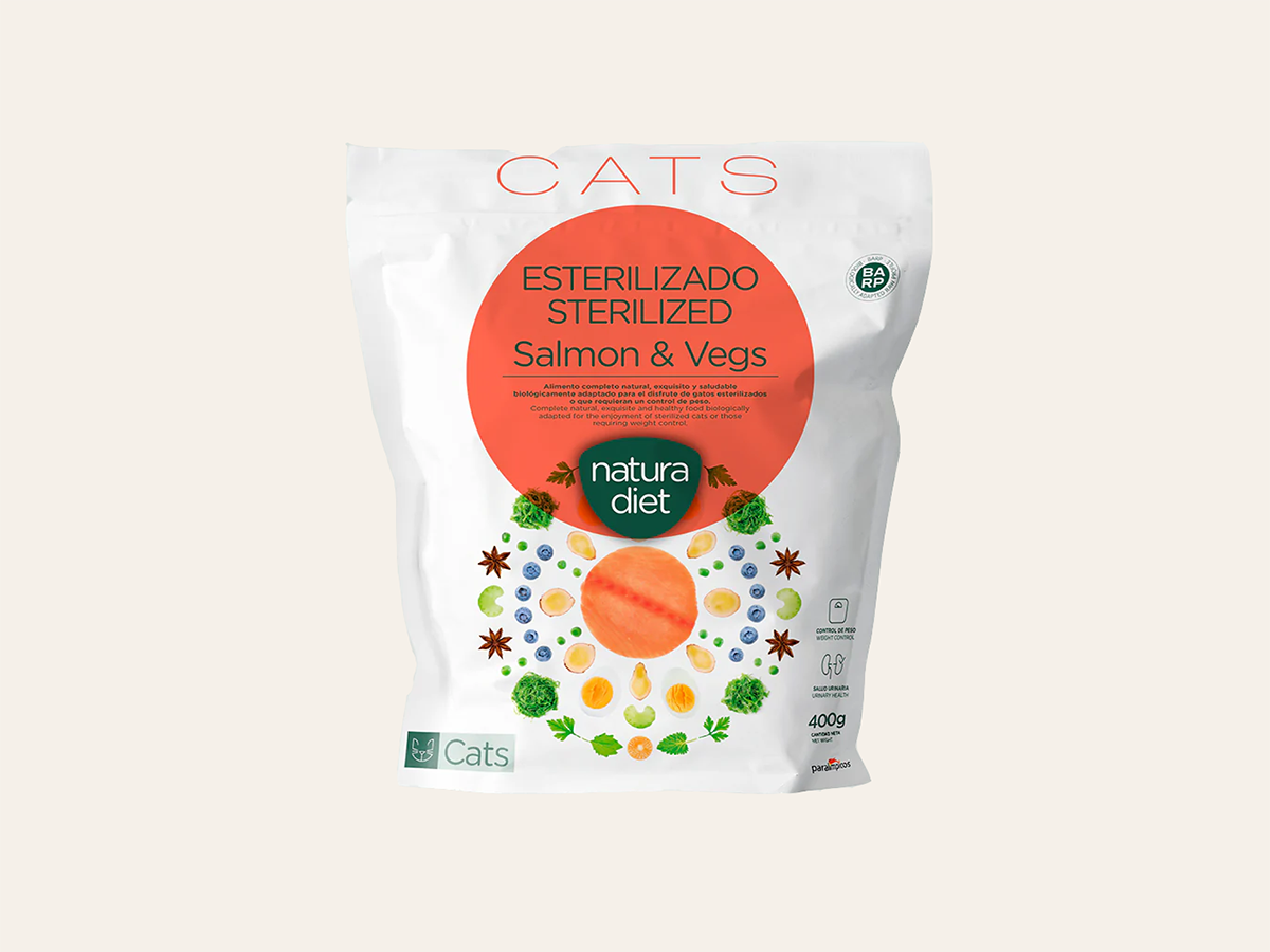Pienso de Salmón y Pollo "CONTROL DE PESO, ANTIESTRÉS Y SALUD URINARIA" para Gato Adulto Esterilizado