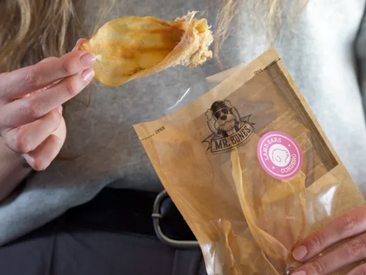 Snack natural de 100% Oreja de Cordero deshidratada para Perro hipoalergénica